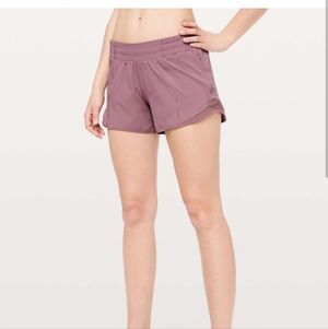 Lululemon Hotty Hot 4" Shorts With Liner Regular Rise